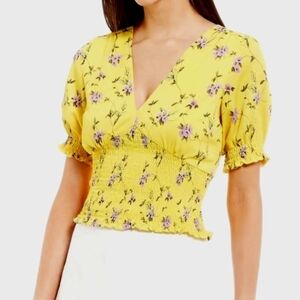 M • Gianni Bini • Yellow Floral Smocked Puff Sleeve Cropped Blouse